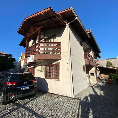 Apartamentos Vó Lela Bombinhas Bagian luar foto
