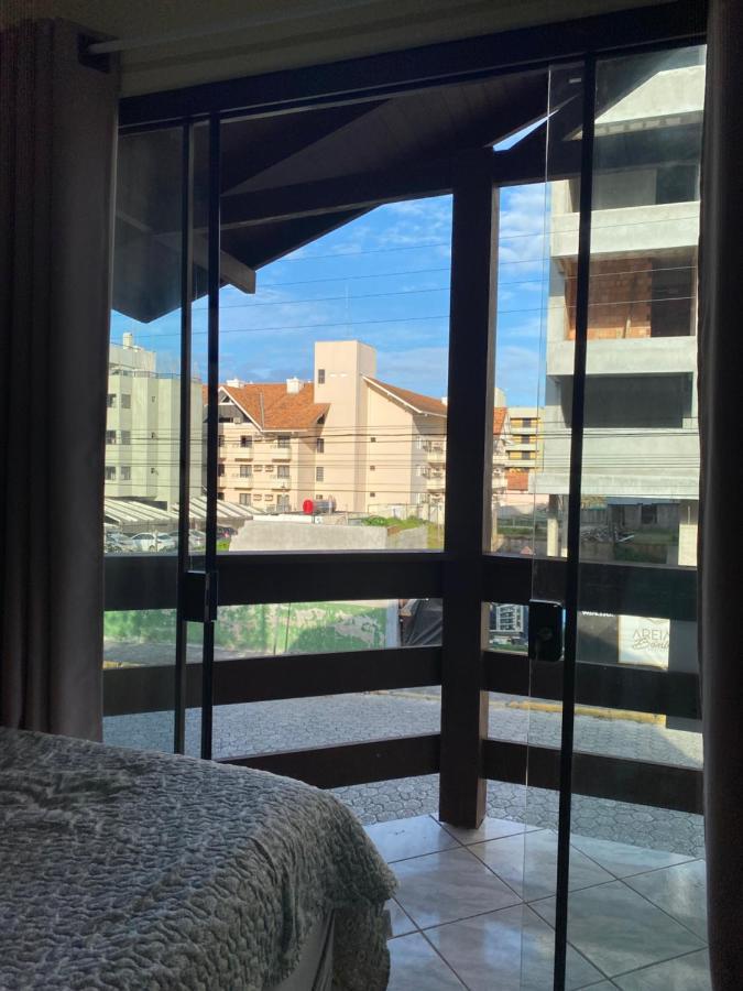 Apartamentos Vó Lela Bombinhas Bagian luar foto
