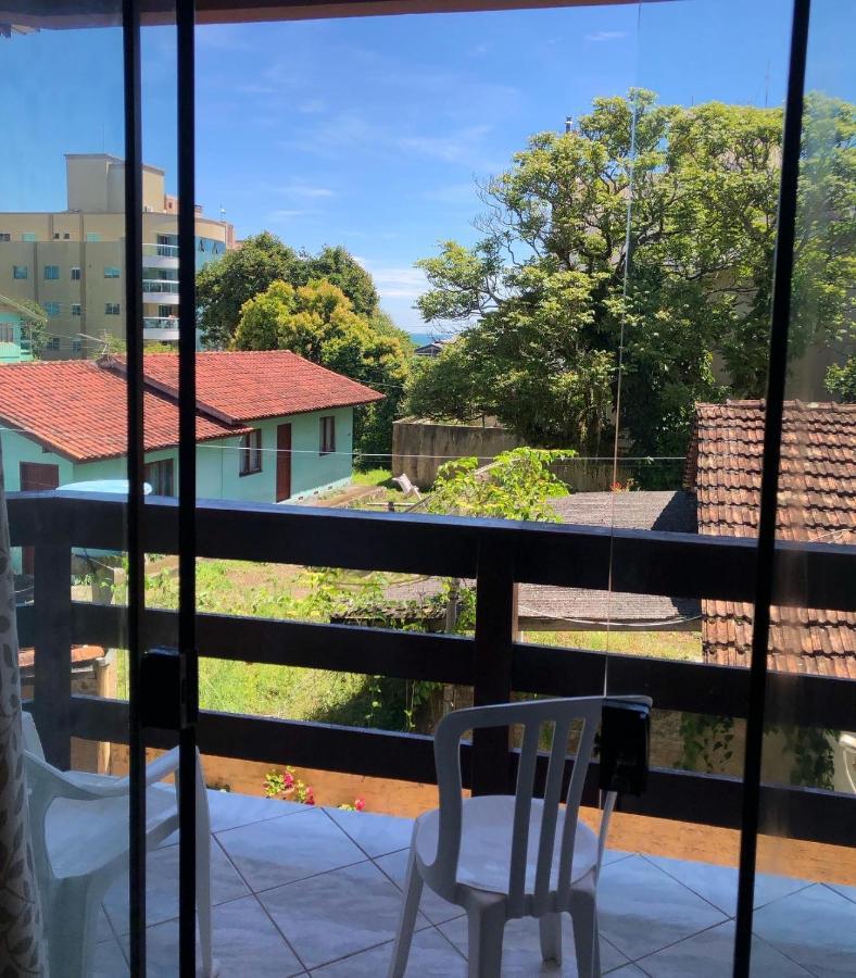 Apartamentos Vó Lela Bombinhas Bagian luar foto